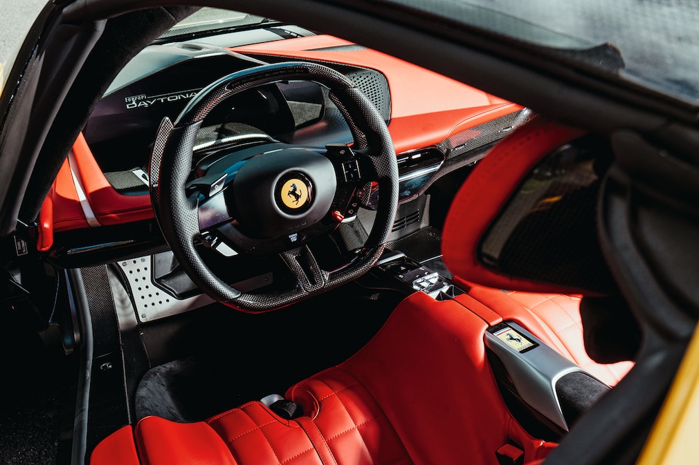 Ferrari Daytona SP3